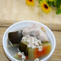 西瓜皮生熟薏米豬踭湯的做法
