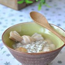腐竹薏米白果湯的做法