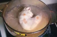 木耳海參豬肚湯的做法圖解1