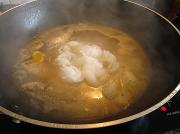鮮美金針菇魚湯的做法圖解4