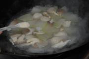 墨鬥魚丸鮮湯的做法圖解8