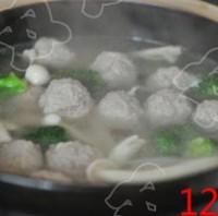 海鮮菇丸子湯的做法圖解12