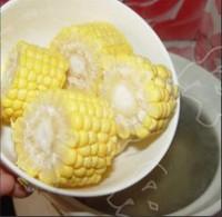 玉米大棗雞湯的做法圖解6