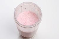 草莓酸奶的做法圖解3