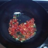 西紅柿鴨蛋湯的做法圖解4