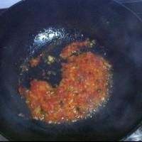 西紅柿鴨蛋湯的做法圖解5