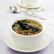 茶樹菇烏雞湯的做法