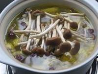 茶樹菇玉米雞湯的做法圖解4