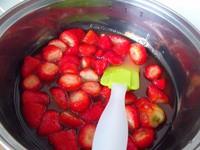 自制草莓果醬的做法圖解2