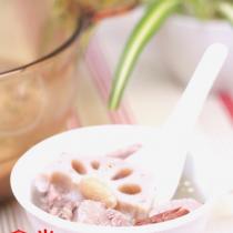 鮮藕根瘦肉薏仁湯的做法
