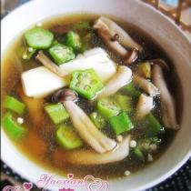秋葵豆腐大醬湯的做法