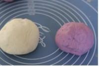 紫薯牛奶饅頭的做法圖解2