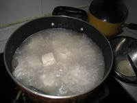 三文魚頭豆腐湯的做法圖解5