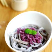 紫甘藍手搟涼麵的做法