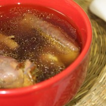 烏崠茶燉鮮雞湯的做法