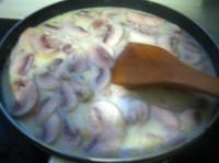 奶油蘑菇雞茸湯的做法圖解4