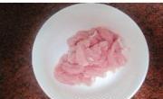 百合蓮子瘦肉粥的做法圖解2
