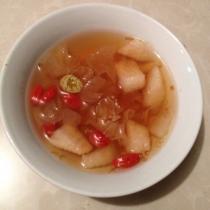 桂菊羅漢銀耳甜湯的做法
