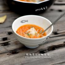 鮮辣蘿卜絲鯽魚湯的做法
