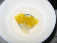 咸蛋香菇絲瓜湯的做法圖解3