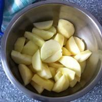 自制蘋果罐頭的做法圖解2