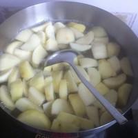 自制蘋果罐頭的做法圖解3