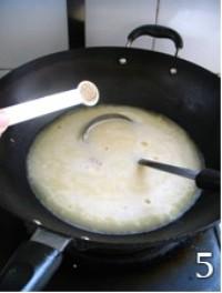 豌豆尖酥肉豆湯的做法圖解5
