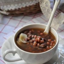 紅豆薏米百合湯的做法