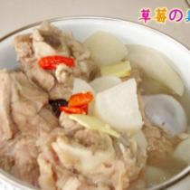 白蘿卜煲豬骨湯的做法