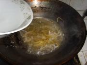 蛤蜊榨菜滋補湯的做法圖解4