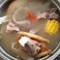 清潤豬骨湯的做法