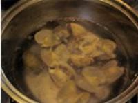 捲心菜蛤蜊湯的做法圖解1