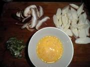 山藥香菇木耳湯的做法圖解2