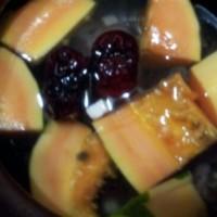 豬蹄青木瓜荸薺眉豆湯的做法圖解2