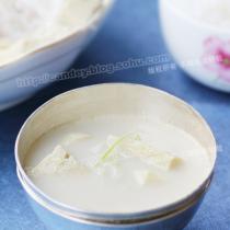 鯽魚奶白豆腐湯的做法