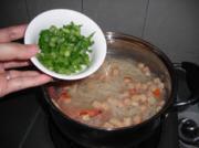 豆腐粒鮮蝦湯麵的做法圖解13