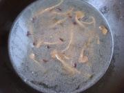 茶樹菇海帶絲湯的做法圖解5