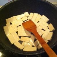 木耳豆腐的做法圖解1