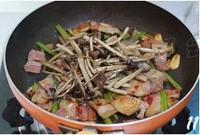 茶樹菇炒咸肉的做法圖解11
