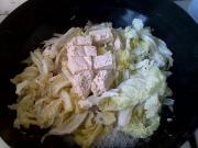白菜凍豆腐肉絲湯的做法圖解6