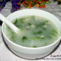 芹菜葉花生米清香粥的做法