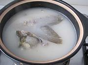 魚頭魚尾豆腐湯的做法圖解6