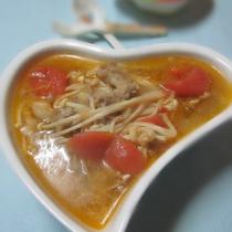 金針番茄肥牛湯的做法