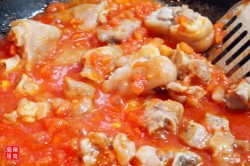 番茄豬蹄湯的做法圖解7