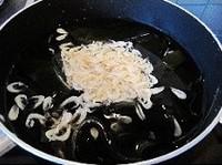 蝦米冬瓜海帶湯的做法圖解4