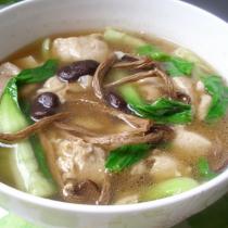 茶樹菇凍豆腐湯的做法
