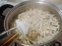 蝦米菌菇湯的做法圖解7