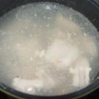 玉米排骨湯的做法圖解1