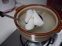 白蘿卜煲鯽魚湯的做法圖解4