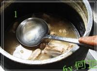 排骨湯燴麵的做法圖解1